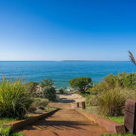 Charme Et Authenticite Pour Cette D Exception Acces Prive Au Bassin Villa *